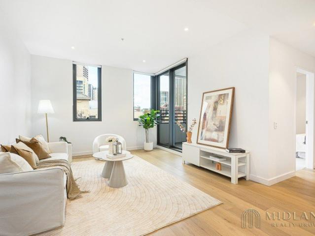 Sophisticated City Living in the Heart of Darling Square