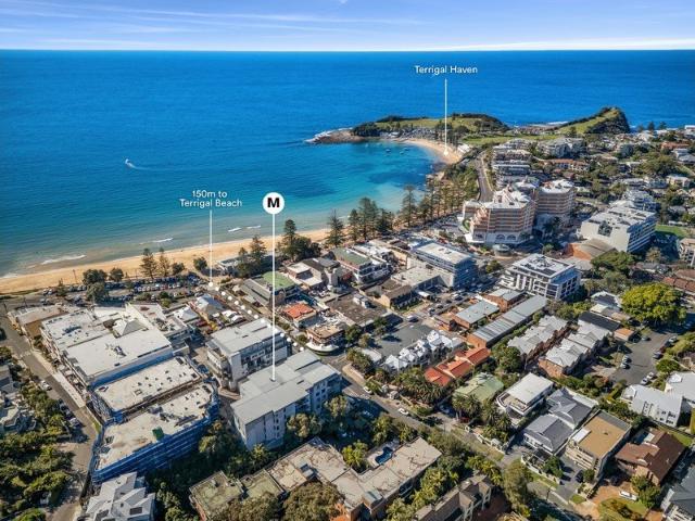 Sophisticated coastal living in the heart of Terrigal