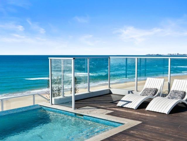 Sophisticated coastal luxury Lifestyle meets everyday convenience