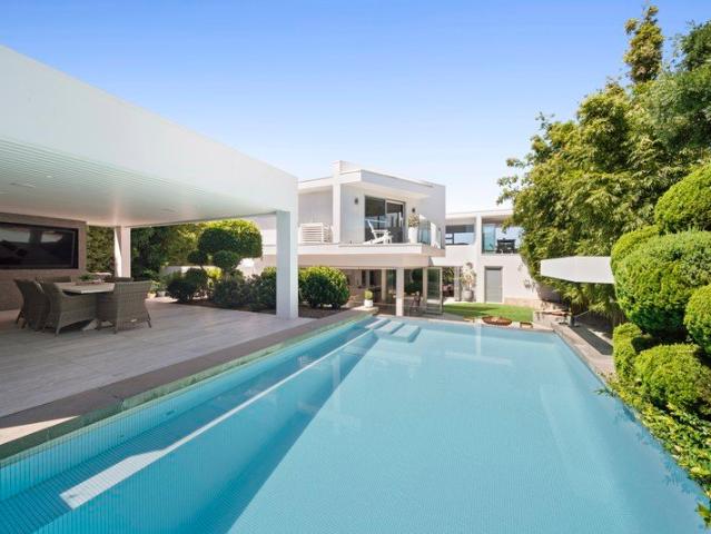 Sophisticated Coastal Luxury with Exceptional Design