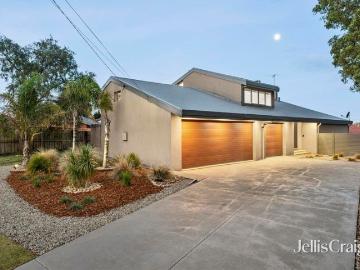 Sophisticated Family Excellence with Resort Style Entertaining