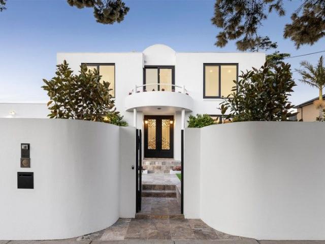 Sophisticated Family Living, Blue Chip Locale