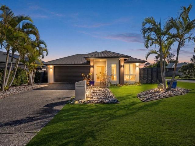 Sophisticated Family Living in the Prestigious Genesis Estate
