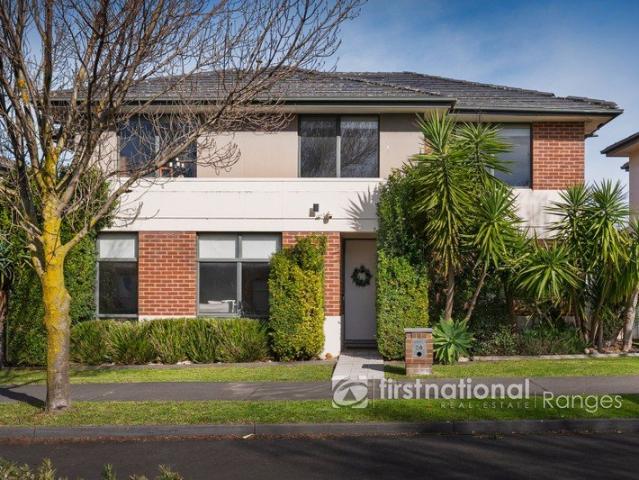 Sophisticated Family Living in the Prestigious Waverley Park Estate
