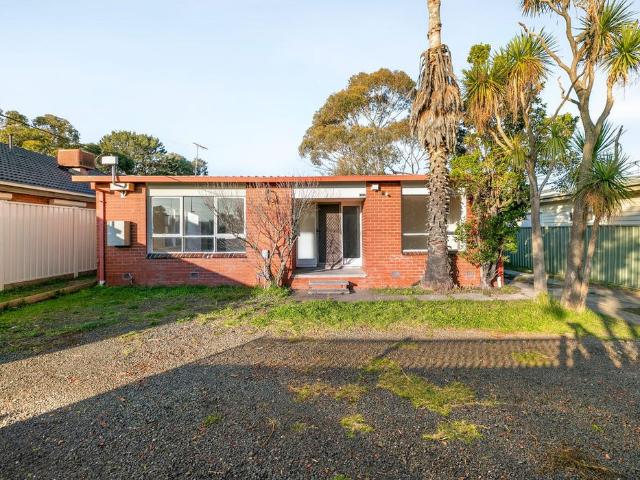Sophisticated Family Living with Exceptional Style & Comfort