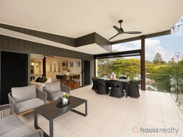 Sophisticated Family Living with Space, Separation & Leafy Outlooks