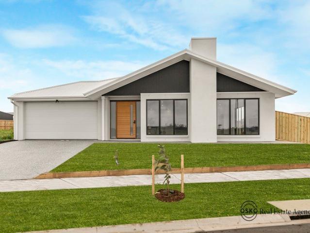 SOPHISTICATED FAMILY LUXURY | HIGHLY UPGRADED | TURN KEY LIVING Where Luxury Meets Lifestyle | A Truly Exceptional Bannockburn Residence