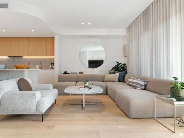Sophisticated Family Luxury in a Premier Williamstown Setting