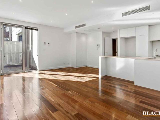 Sophisticated Ground Floor Living in Canberra's Most Prestigious.