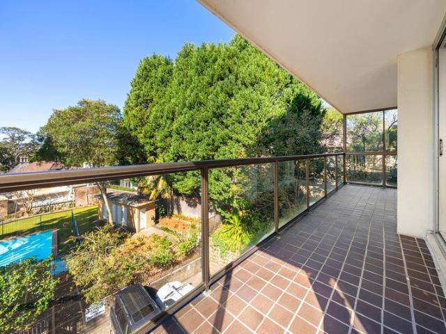 Sophisticated Harbourside Living in Darling Point