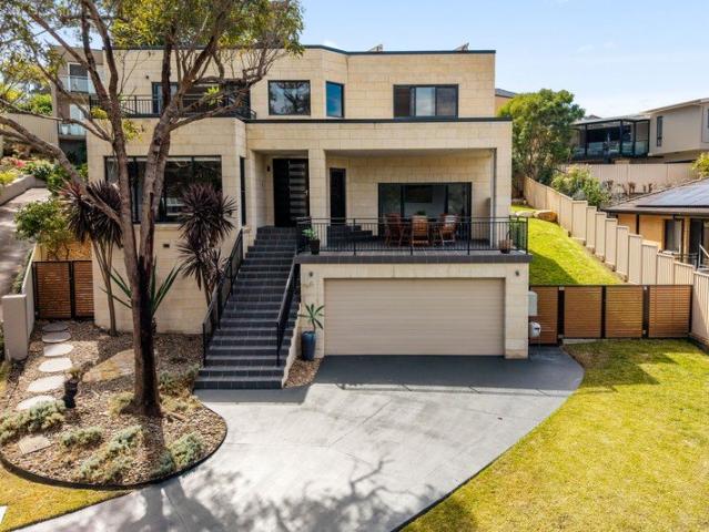 Sophisticated Living with Effortless Entertaining