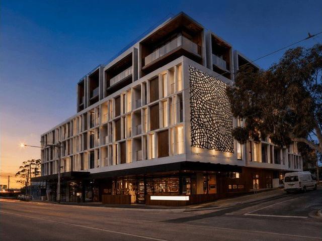 Sophisticated living in the heart of Balwyn
