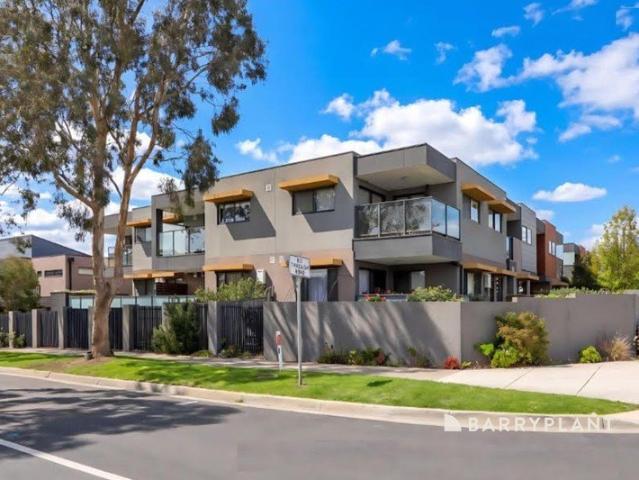 Sophisticated Living in the Heart of Mountain Gate
