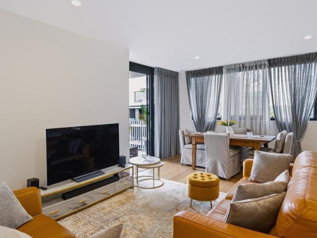 Sophisticated Living in the Heart of Toowong