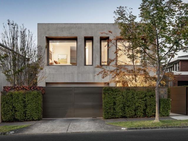 Sophisticated Living in a Coveted Address