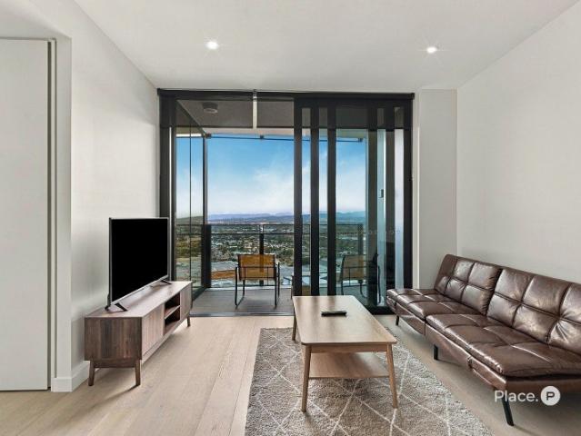 Sophisticated Living, Sweeping Views & Resort Indulgence