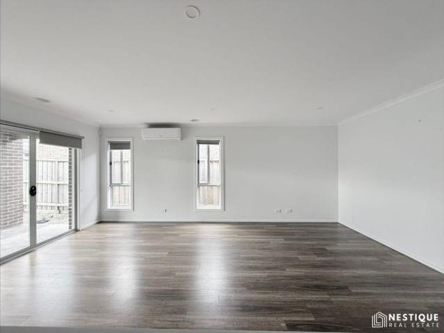 Sophisticated & Low Maintenance Living in the Heart of Delaray Estate, Clyde North