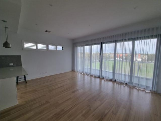 Sophisticated Parkside Living in the Heart of Prospect