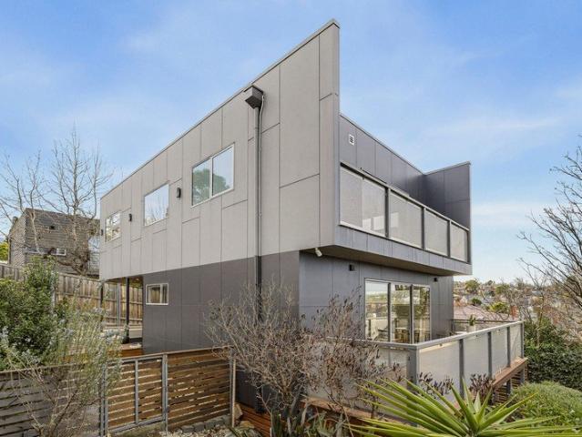Sophisticated Sandy Bay Living Your Everyday Escape