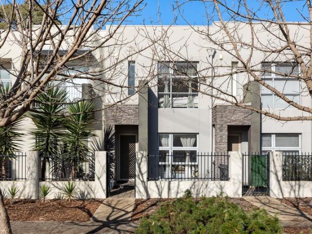 Sophisticated Simplicity In The Heart Of St Clair