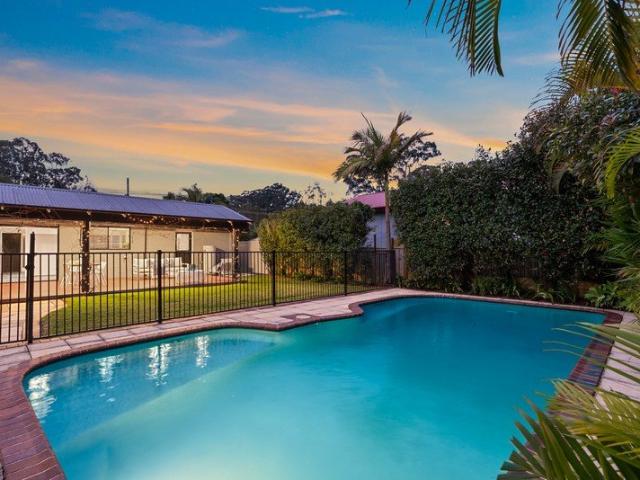 Sophisticated Single Level Living with Resort Style Entertaining