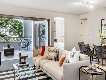 Sophisticated Two Bedroom Apartment in the Prestigious Vie 2 Complex