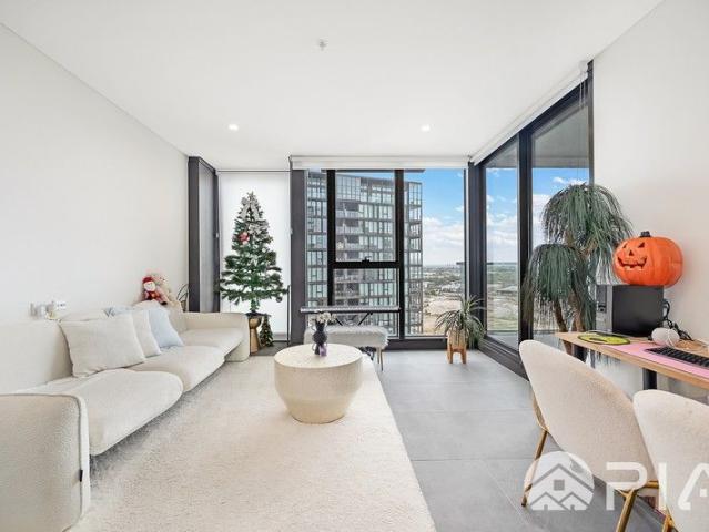 SOPHISTICATED TWO BEDROOM RESIDENCE WITH RESORT AMENITIES