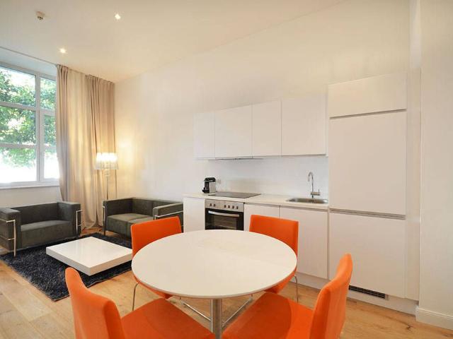 Sophisticated temporary business home with 1 bedroom in Frankfurt close to Palmengarten