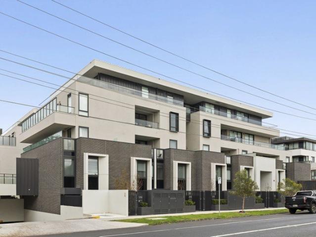 Sophisticated Three Bedroom Living in the Prestigious 'Olea' Development