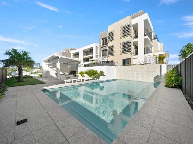 Sophisticated Waterfront Luxury in Exclusive Waterville Residences