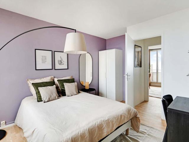 Sophisticated 13m² room near Paris KRB7
