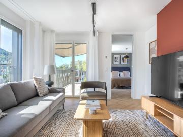 Sophisticated 1 Bedroom Apartment in Friesenberg, Zurich Amsterdam Apartments for Rent