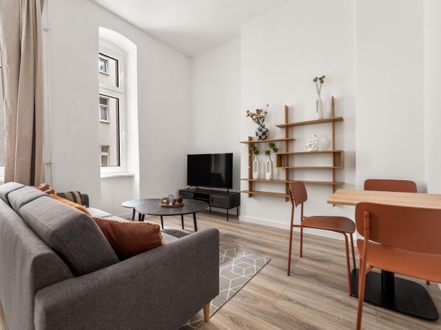 Sophisticated 2 Bedroom Apartment in Neukölln