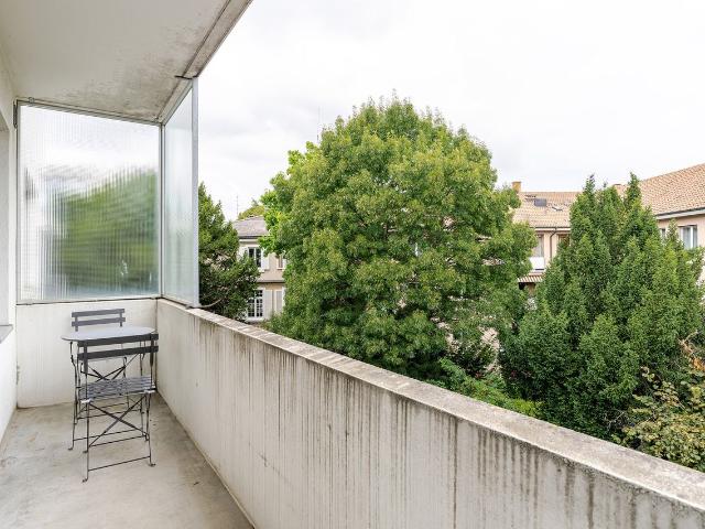 Sophisticated 2 Bedroom Furnished Apartment in Am Ring, Basel, Basel Amsterdam Apartments for Rent