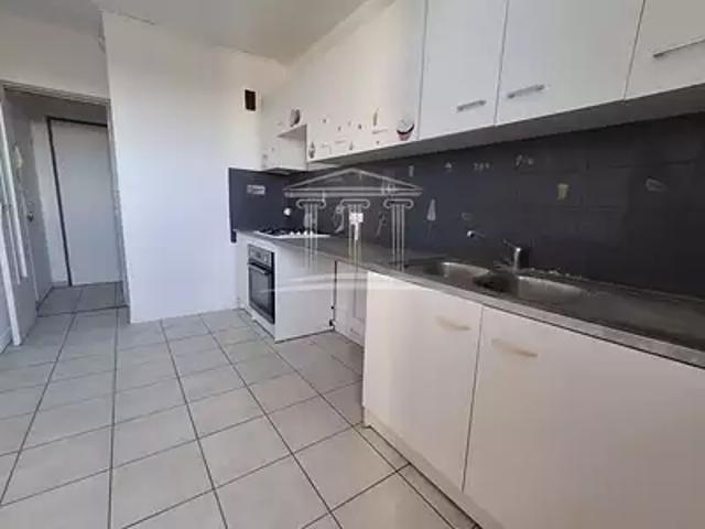 Sorgues 84700 Achat / Vente appartement 3 pièces t3