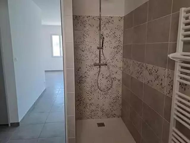 Sorgues 84700 Location maison 3 pièces t3