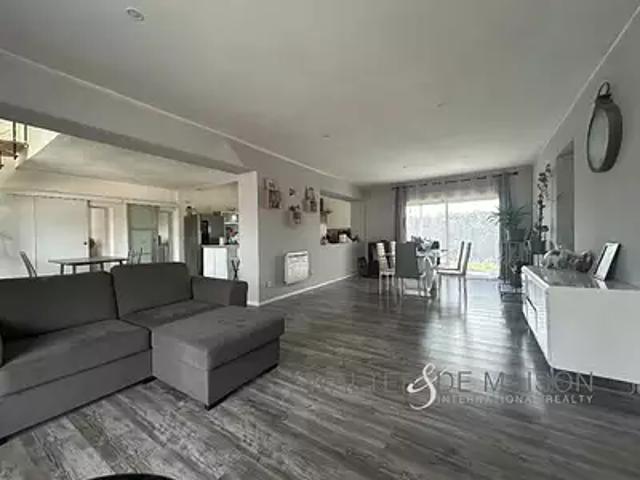 Sornay 71500 Achat / Vente maison 8 pièces t8 au dernier étage