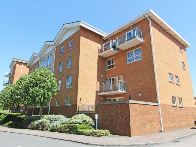 Sorrento House, Century Wharf 1 bed apartment to rent £1,050 pcm £242 pw
