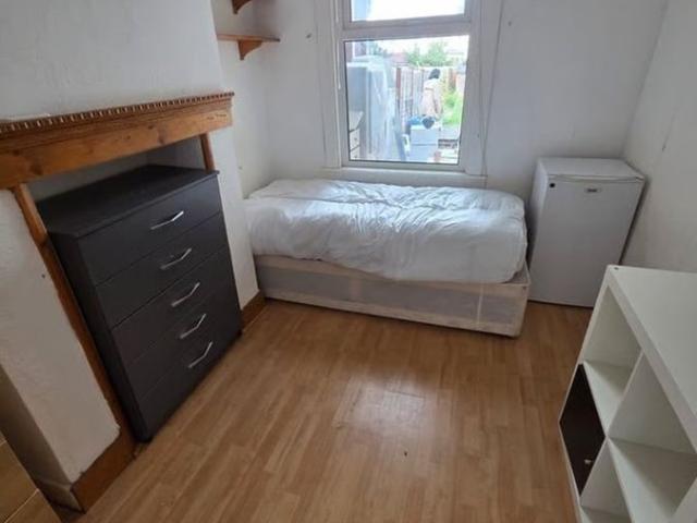 Sorrento Road, Sutton SM1, 4 bed terraced house to rent, £2,600 pcm | PrimeLocation