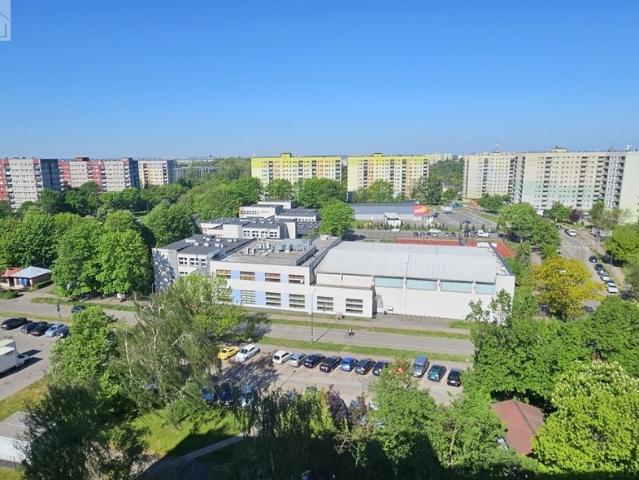 Kawalerka z widokiem, blisko centrum, piwnica