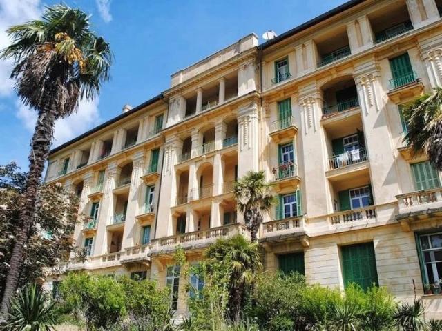 SOSPEL Proche Village, Grand 2P de 60m2 immeuble bourgeois, parfait état /rénovation 2024