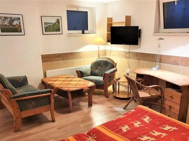 souterrain apartment / rent / Dresden