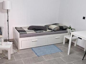 Souterrain Zimmer im Keller in 60529 Frankfurt