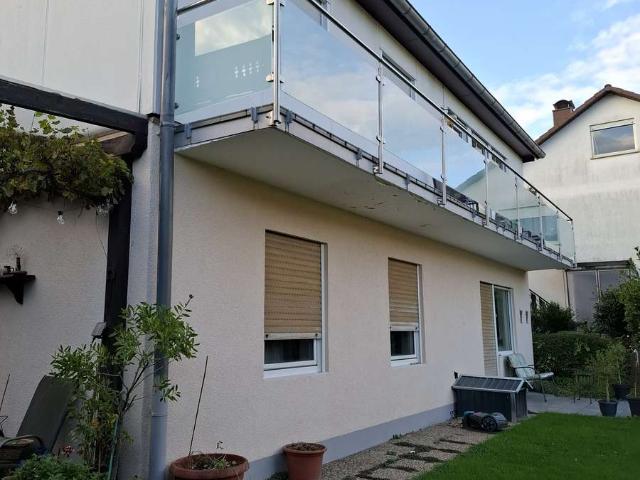 Souterrainwohnung und EBK: Freundliche 3 Zimmer Souterrain Wohnung in Weinheim Wünschmichelbach