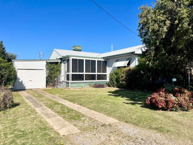 SOUTH TAMWORTH Fully Renovated 3 Bedroom Home