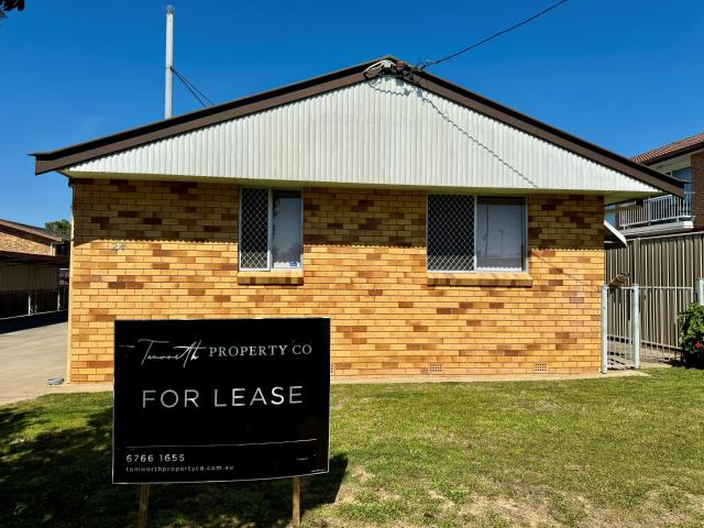 SOUTH TAMWORTH Fully Renovated 2 Bedroom Unit