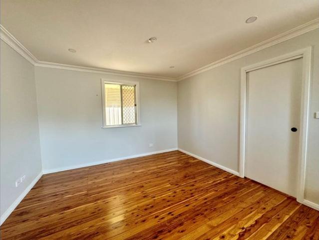 SOUTH TAMWORTH Fully Renovated 2 Bedroom Unit