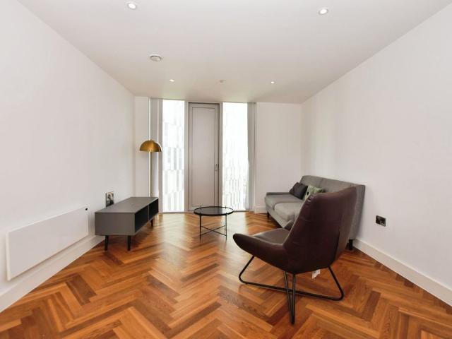 South Tower, Deansgate Square, 9 Owen Street, Manchester M15, 2 bed flat to rent, £1,900 pcm | PrimeLocation