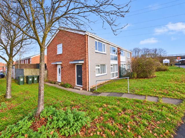 South View, Hazlerigg, Newcastle Upon. 2 bed apartment to rent £850 pcm £196 pw