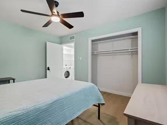 South Austin Newly Renovated Beautiful Cozy Home Near Public T.
